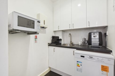 Stag Court - Kitchen -Original (1)