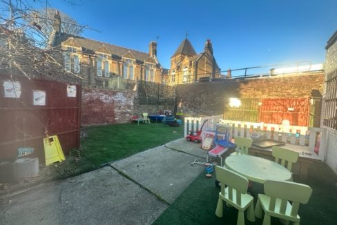 46-50parkwayGarden 1